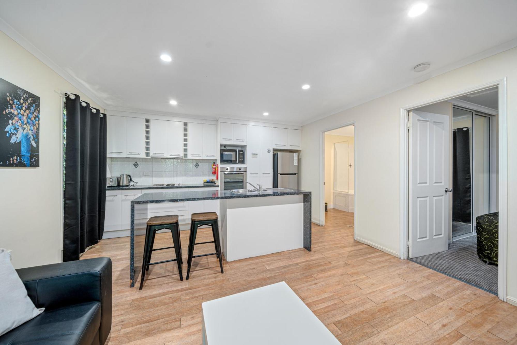 Emerald Motel Apartments Luaran gambar