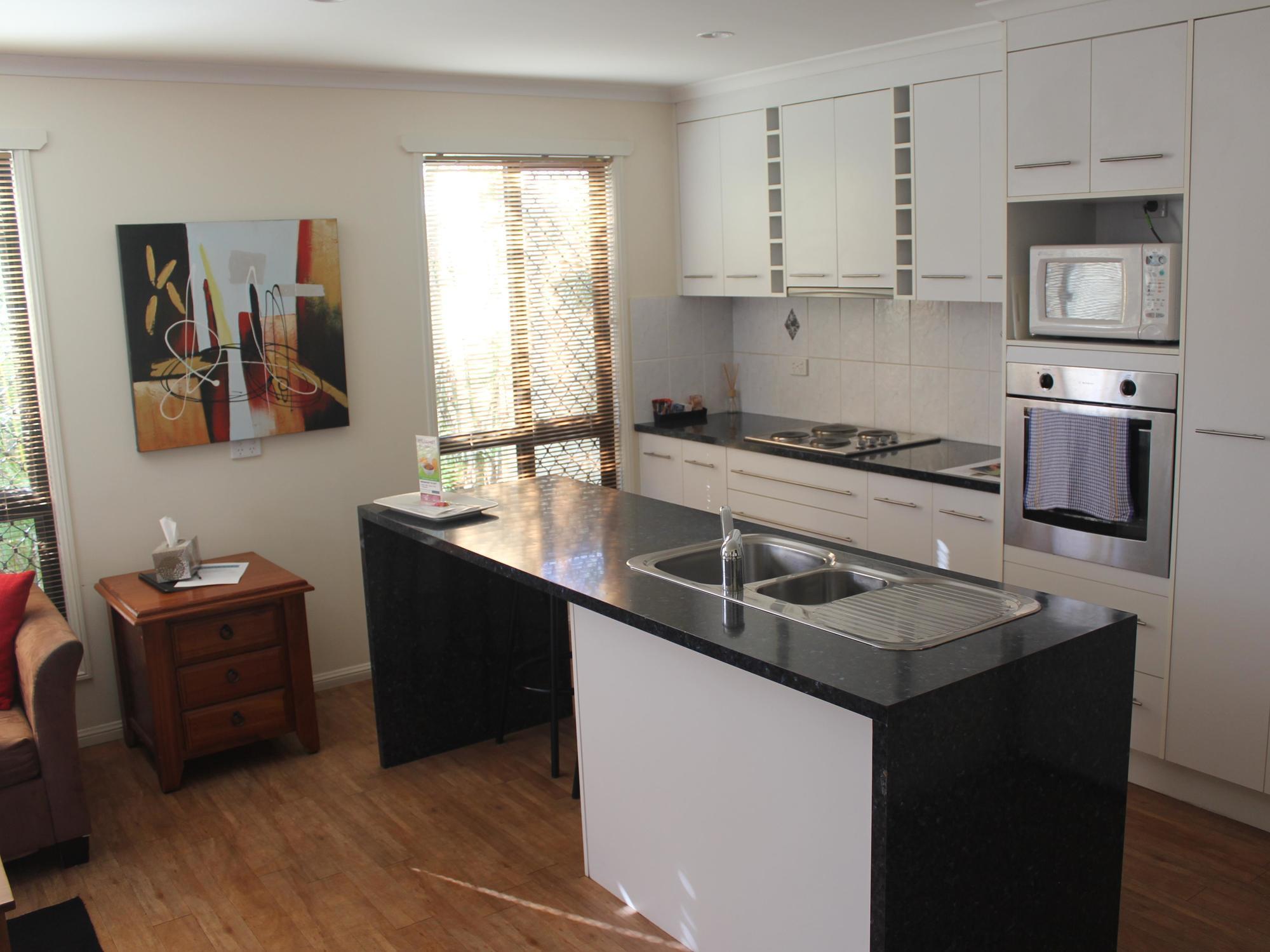 Emerald Motel Apartments Luaran gambar